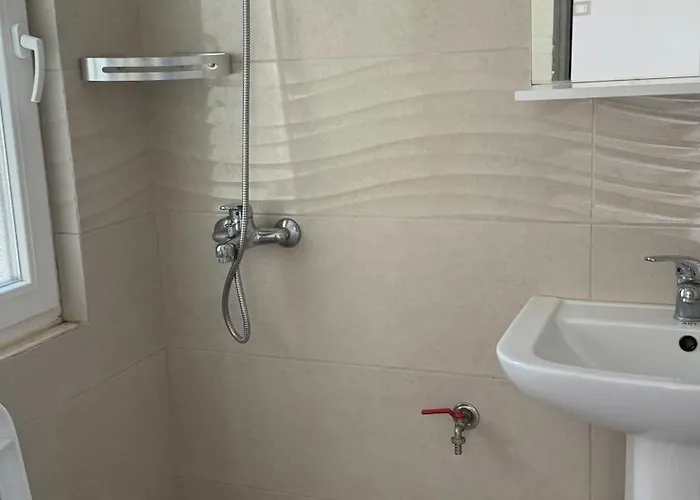 Progni Hotel Shëngjin